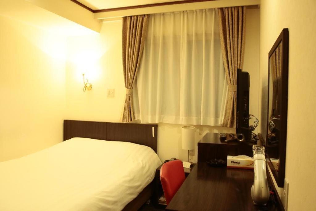 Hotel New Takada Tokio Habitación foto